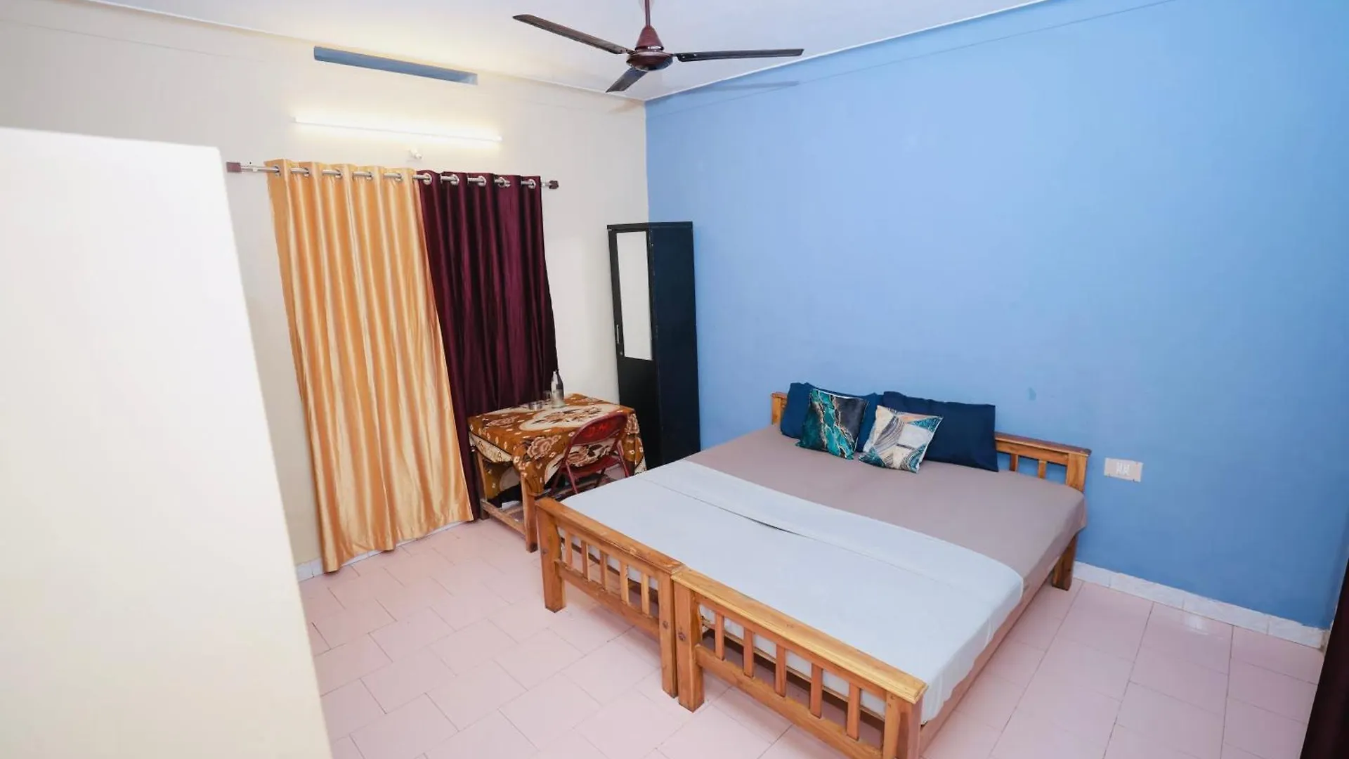 Paradise Inn Beach Resort Varkala