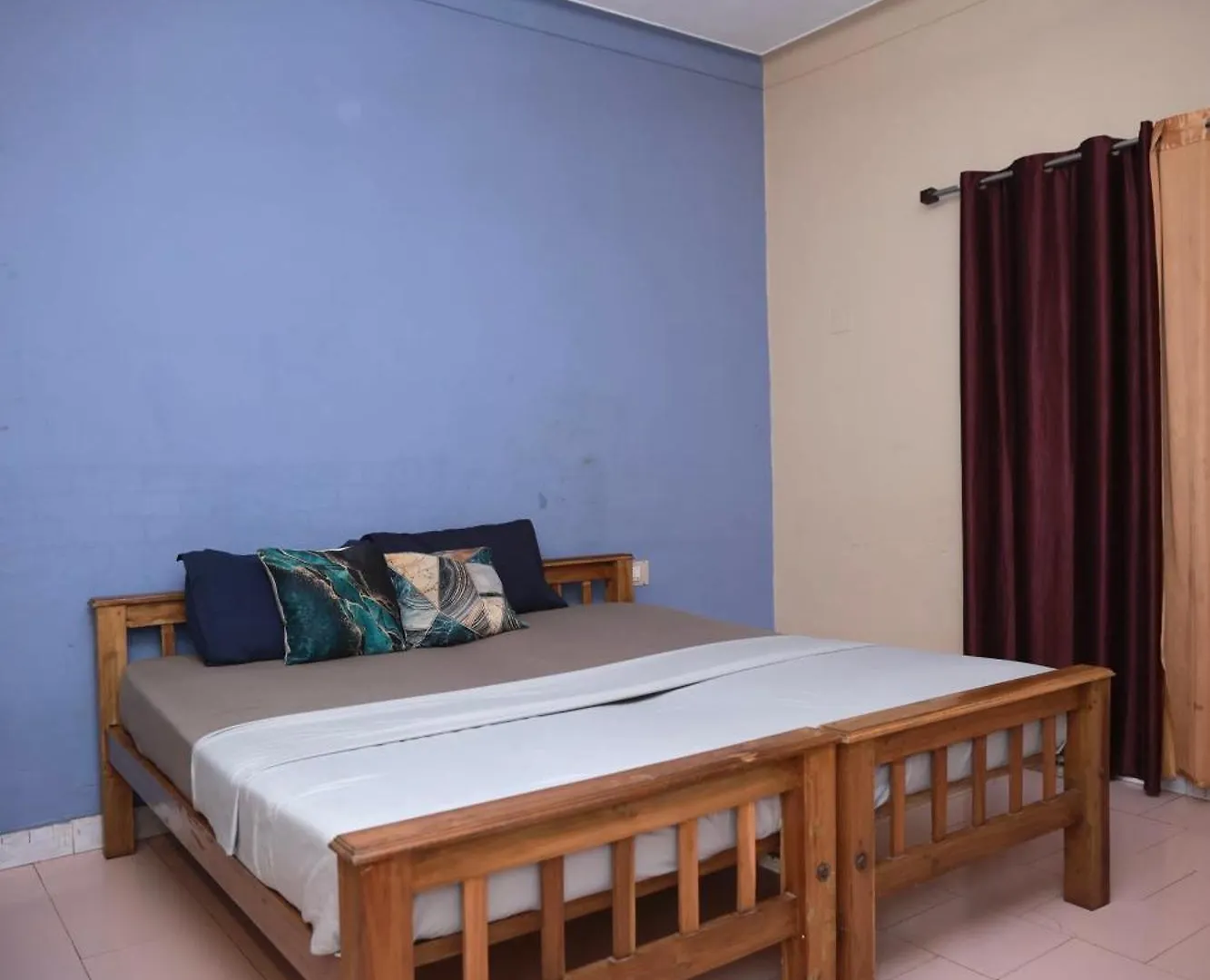Paradise Inn Beach Resort Varkala