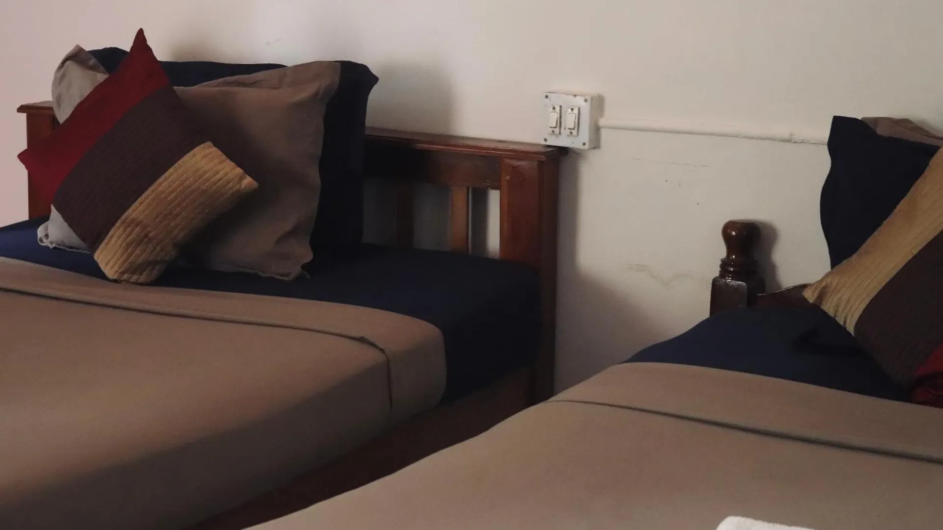 Hostel Paradise Inn Beach Resort Varkala